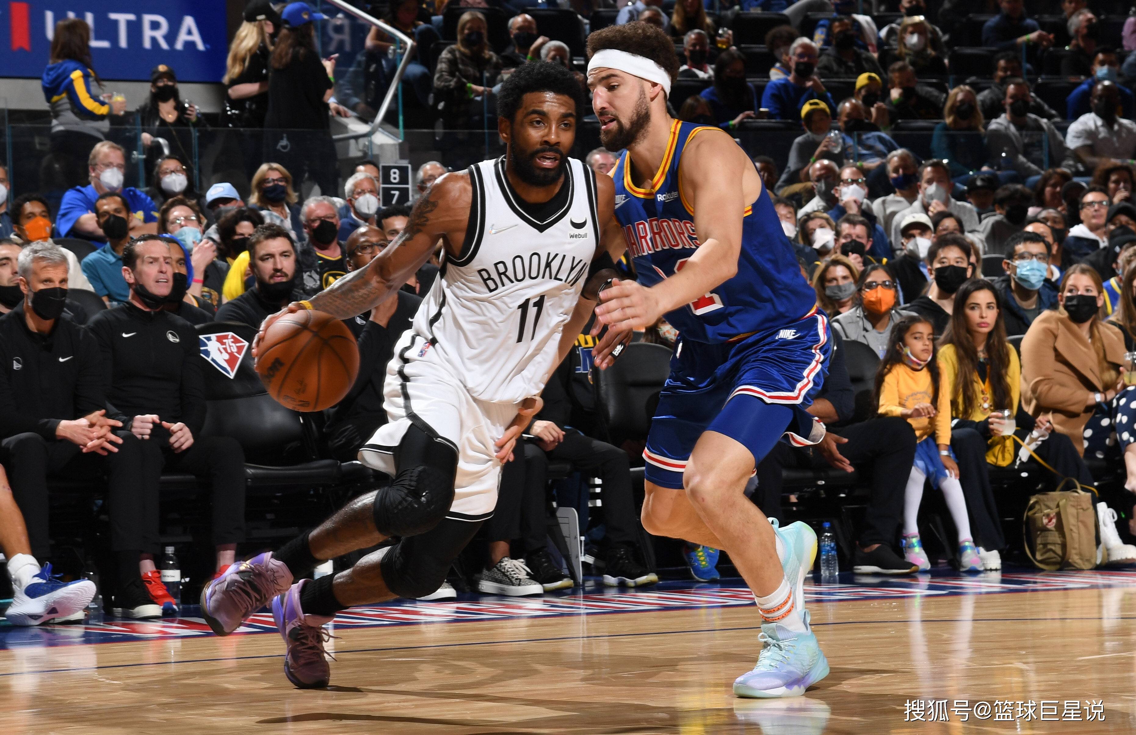 现出极高的 现出极高的