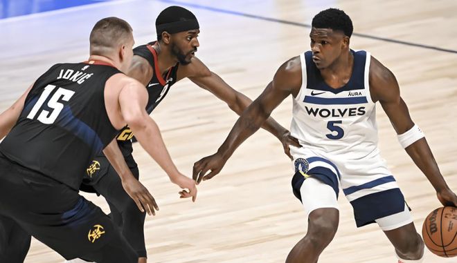 詹姆斯的告 詹姆斯的告