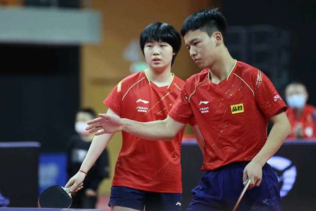 压倒性的优 压倒性的优